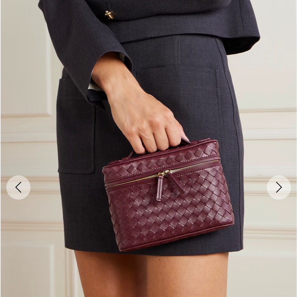 BOTTEGA VENETA
Bang Bang Vanity small intrecciato leather tote